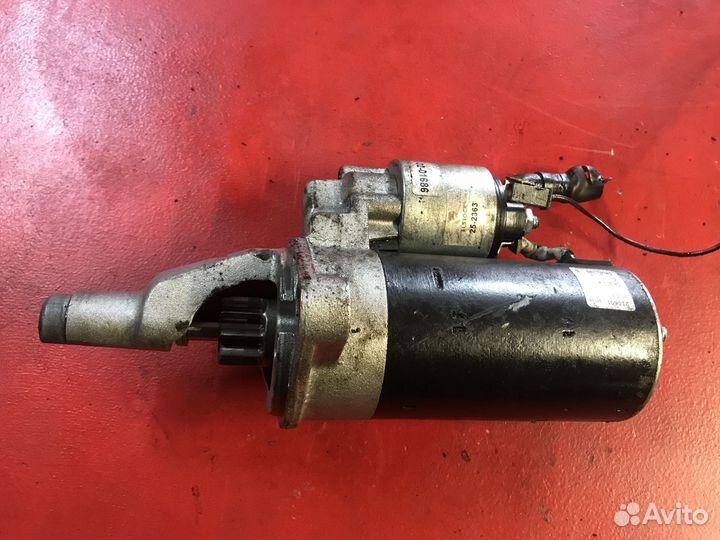 Стартер Audi А4 B6 BAU 2004 (б/у) 059911023H