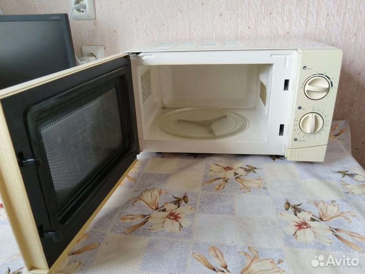 Микроволновая печь rolsen