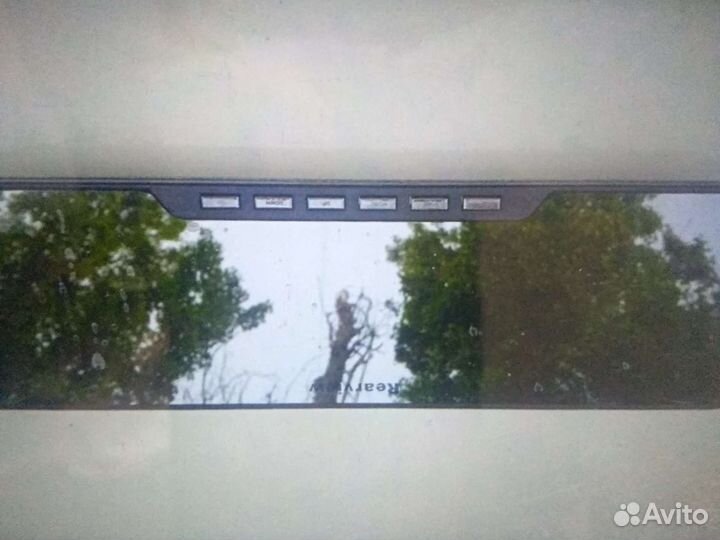 Зеркальная камера на авто