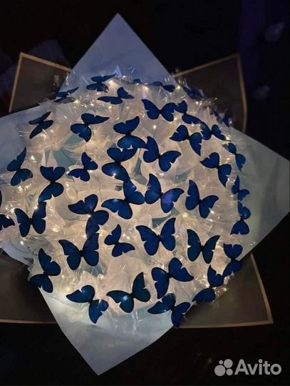 Букет из бабочек / Цифры на заказ
