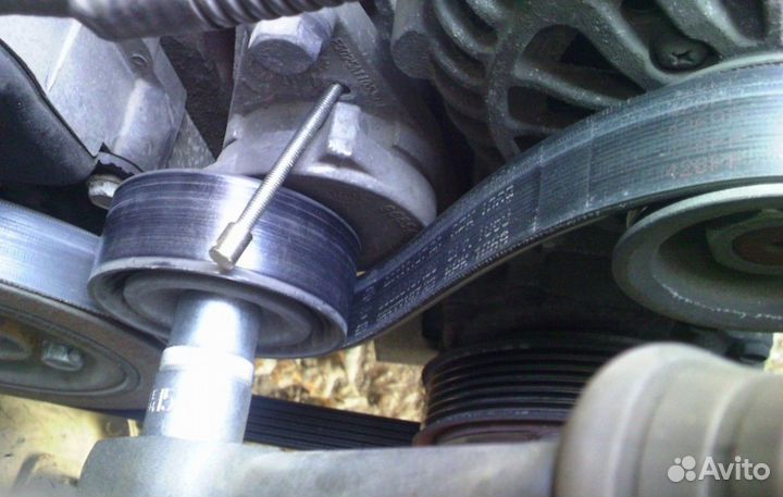 Замена ролика Hyundai Elantra 2015-2019