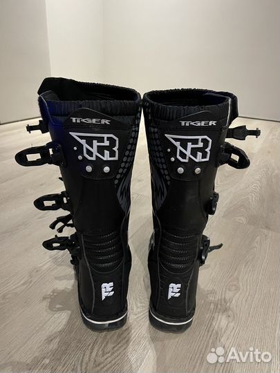 Мотоботы Tiger