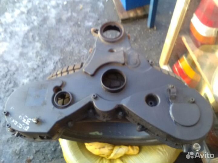 Кожух грм Land Rover Discovery 2009 Diesel 2.7 V6