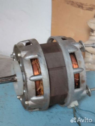 Двигататель стиральной машины