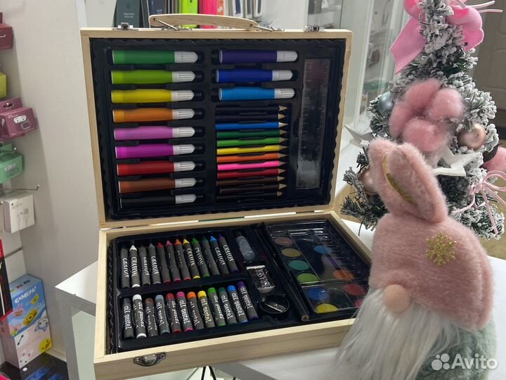 Детский чемодан творчества 68 деталей (новый)