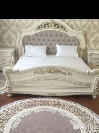 Спальный гарнитур