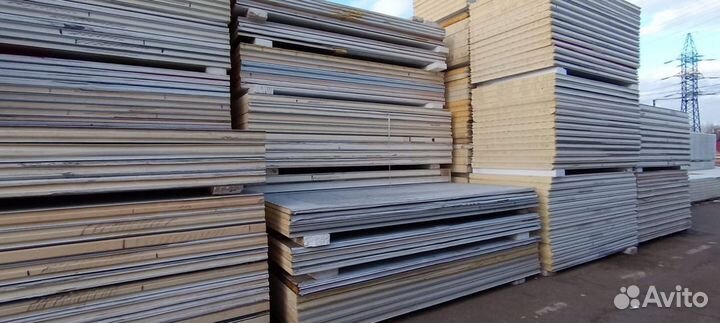 Сэндвич-панели 50000 м2 в наличии