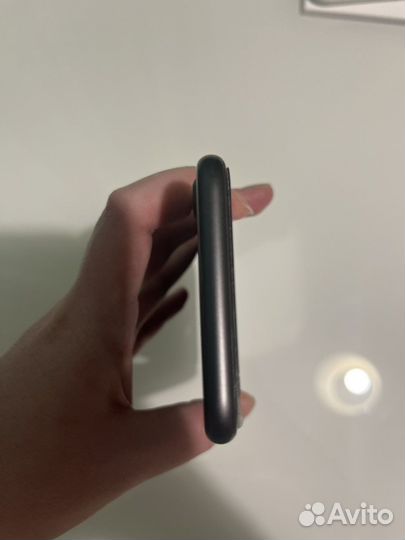 iPhone 8, 64 ГБ