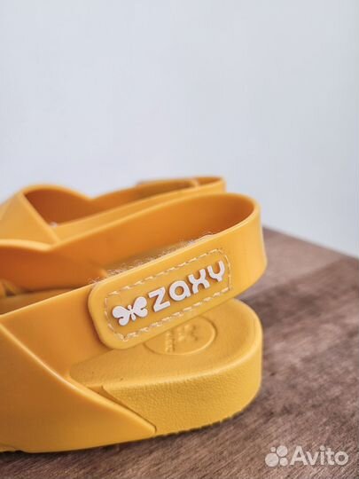 Сандалии Zaxy 22 размер