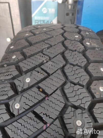 Gislaved Nord Frost 200 205/55 R16 94T