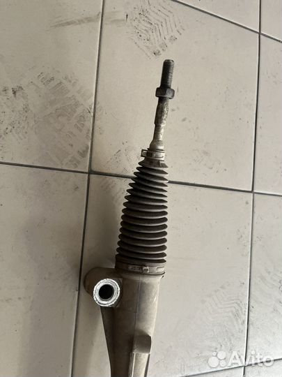 Рейка кулевая Lexus ST200