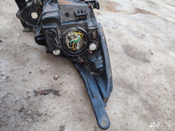 Левая фара на hyundai solaris 1