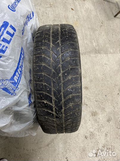 Bridgestone Ice Cruiser 5000 275/65 R17
