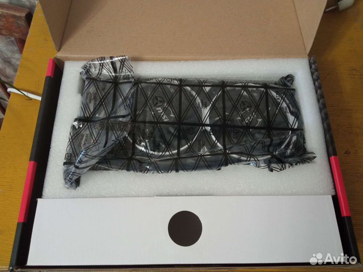 Видеокарта Radeon rx570 4gb MSI armor oc