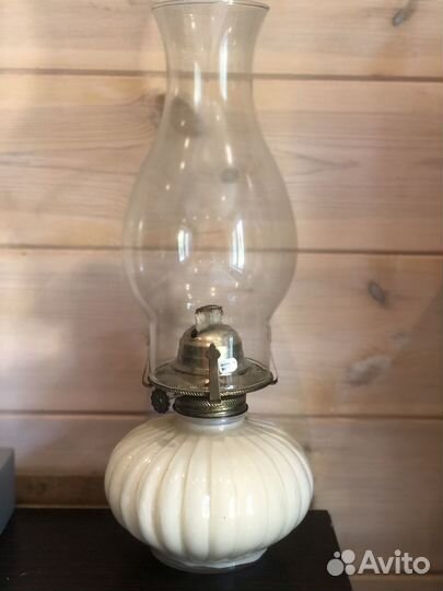Керосиновая лампа стекло