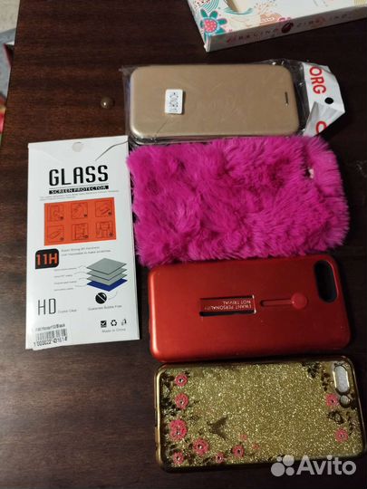 Чехлы и стекло для телефона Honor 10