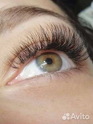 Наращивание ресниц и оформление бровей