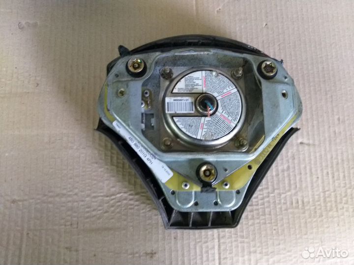 Подушка безопасности Audi Ауди