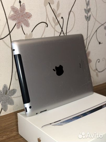 iPad 4 Wi-Fi Cellular