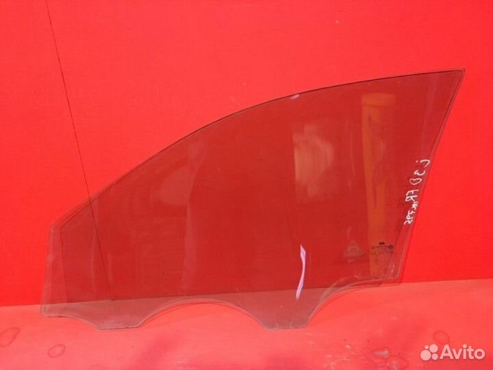 Стекло двери переднее правое Hyundai I30 FD G4FA
