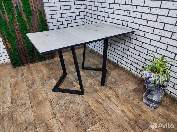 Кухонные столы