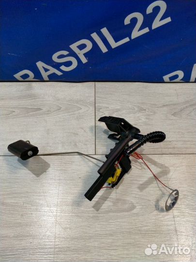 Датчик уровня топлива Bmw 530I E60 N52 11/2006