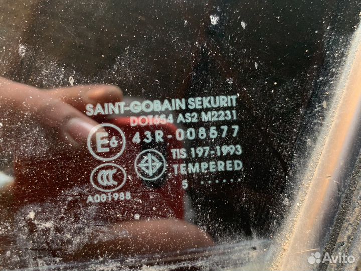 Mazda 3 bk форточка задняя левая