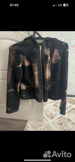 Женская кожаная куртка