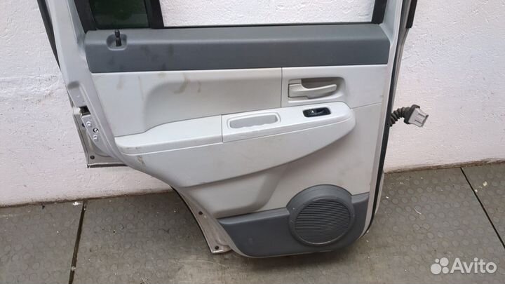 Дверь боковая левая задняя Jeep Liberty, 2008