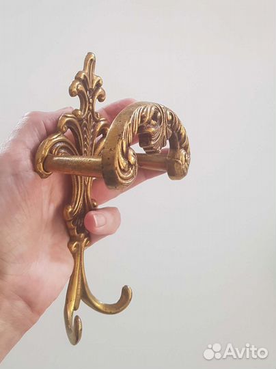 Винтажная вешалка