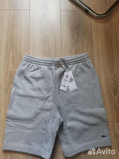 Шорты Lacoste