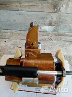 Регулятор фаз газораспределения VAG