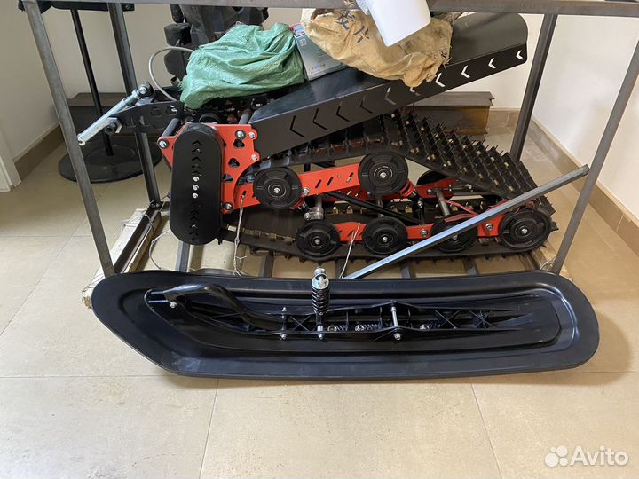 Комплект гусеницы и лыжи для сноубайка