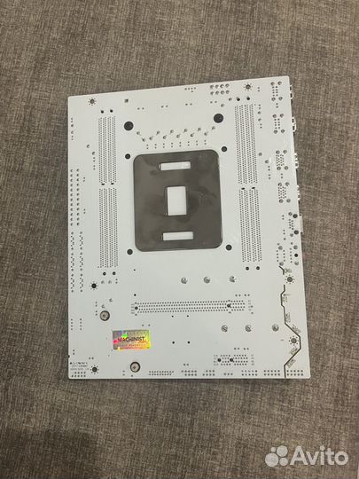 Материнская плата с процессором