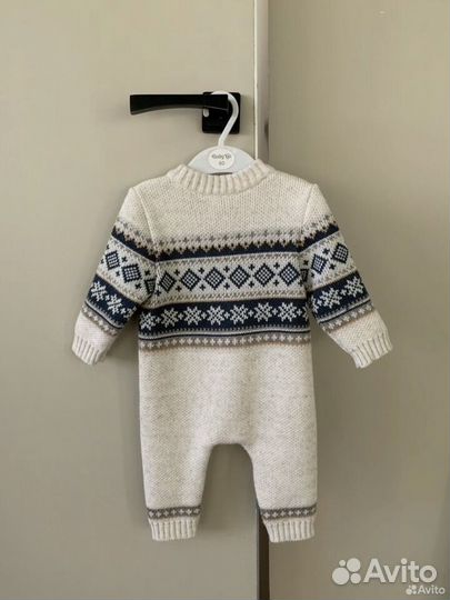 Вязаный комбинезон новый