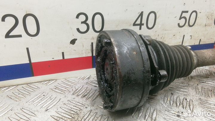 Полуось передняя левая (приводной вал, шрус)