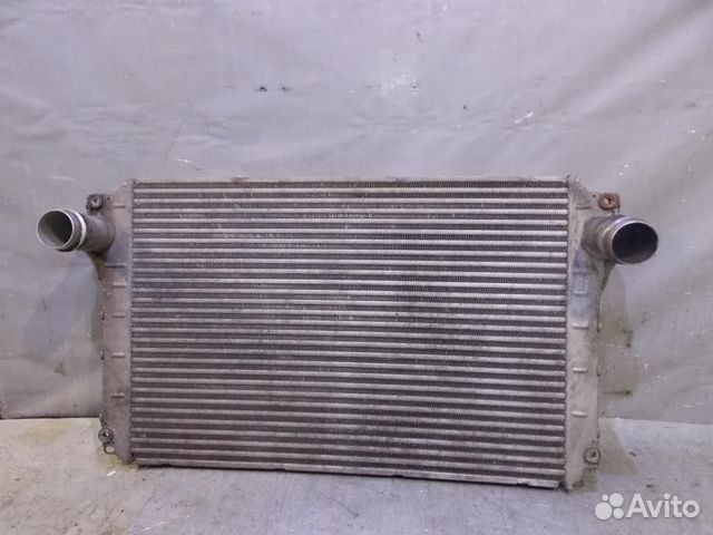 Интеркулер Toyota Avensis II 2003-2008