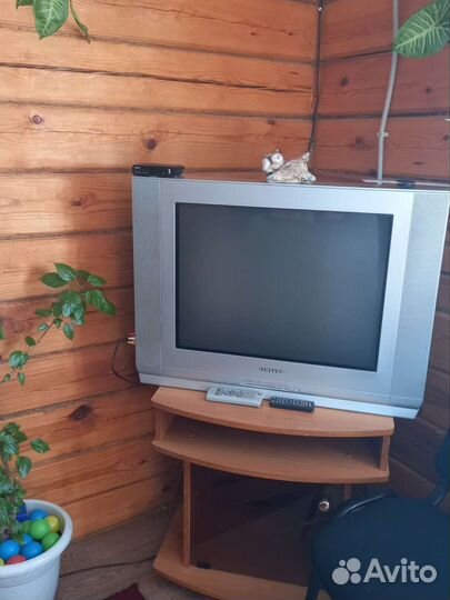 Тумбочка под тв