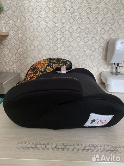 Детский бустер автомобильный