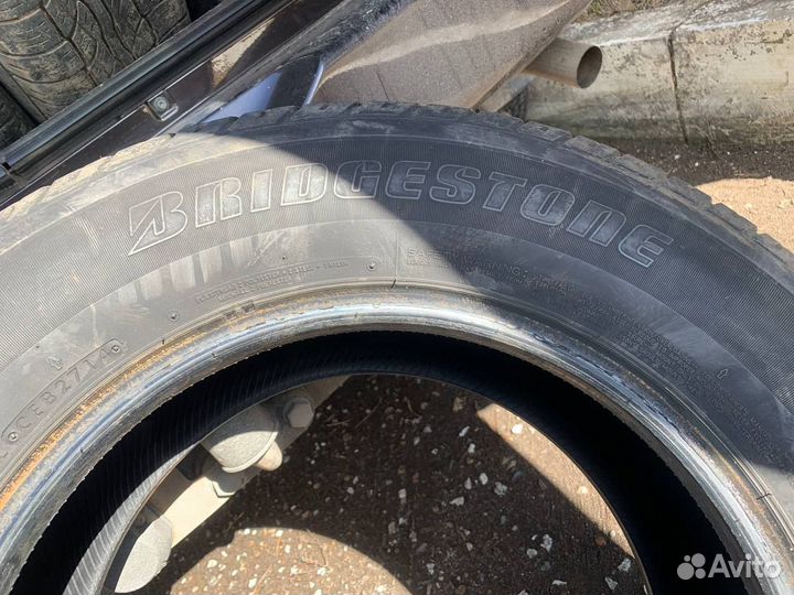 Bridgestone Dueler H/T 225/70 R16