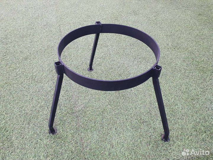 Подставка под казан, тринога