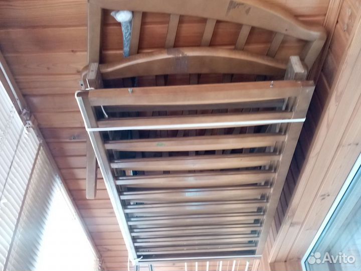 Детская кроватка