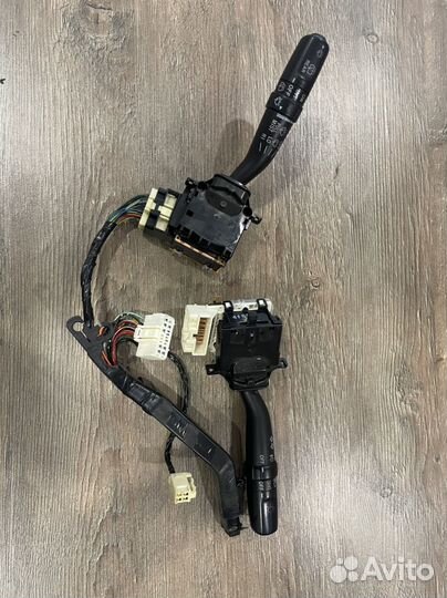 Подрулевые переключатели subaru forester sg5