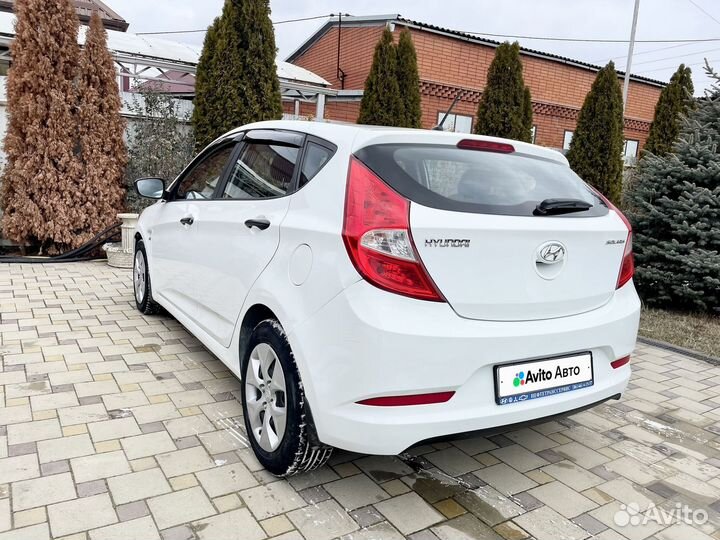 Hyundai Solaris 1.6 AT, 2015, 110 000 км
