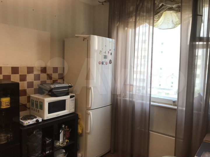 4-к. квартира, 95 м², 4/12 эт.