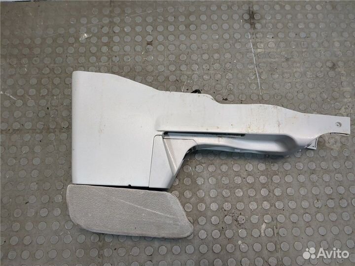 Консоль салона Mitsubishi Montero Sport / Pajero S