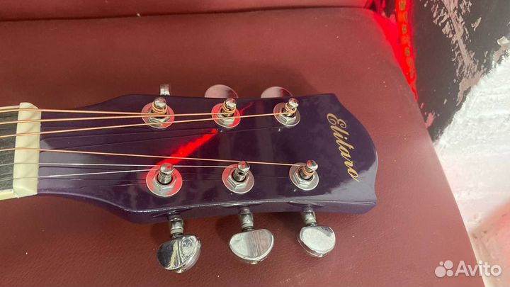 Гитара акустическая