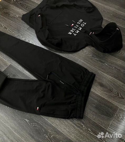 Спортивный костюм tommy hilfiger