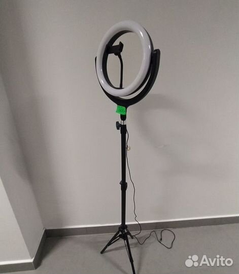 Кольцевая лампа со штативом 210 см