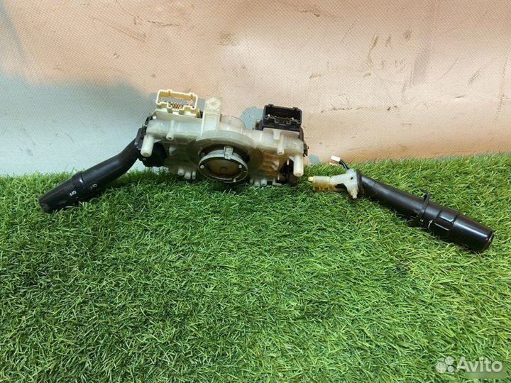 Переключатель подрулевой Toyota Chaser